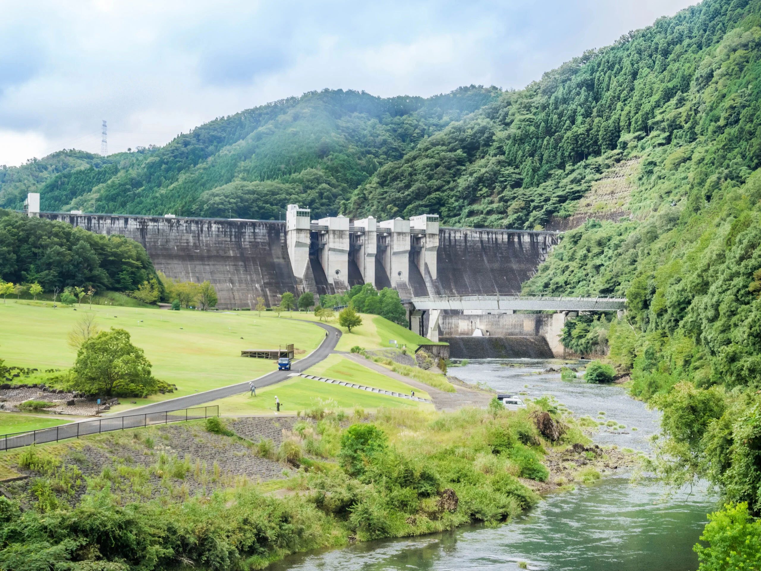 댐 히요시 댐 이미지 3